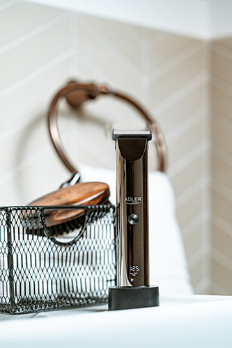 Adler AD 2834 Hair Clipper LCD